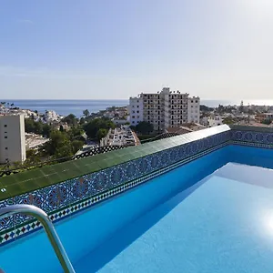 https://verano-azul.hotelsinnerja.org